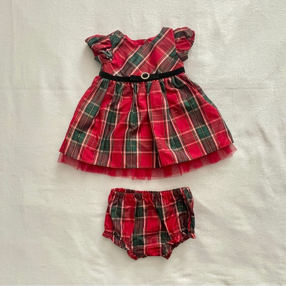 Red and green Holiday dress & matching diaper cover 6-9mths